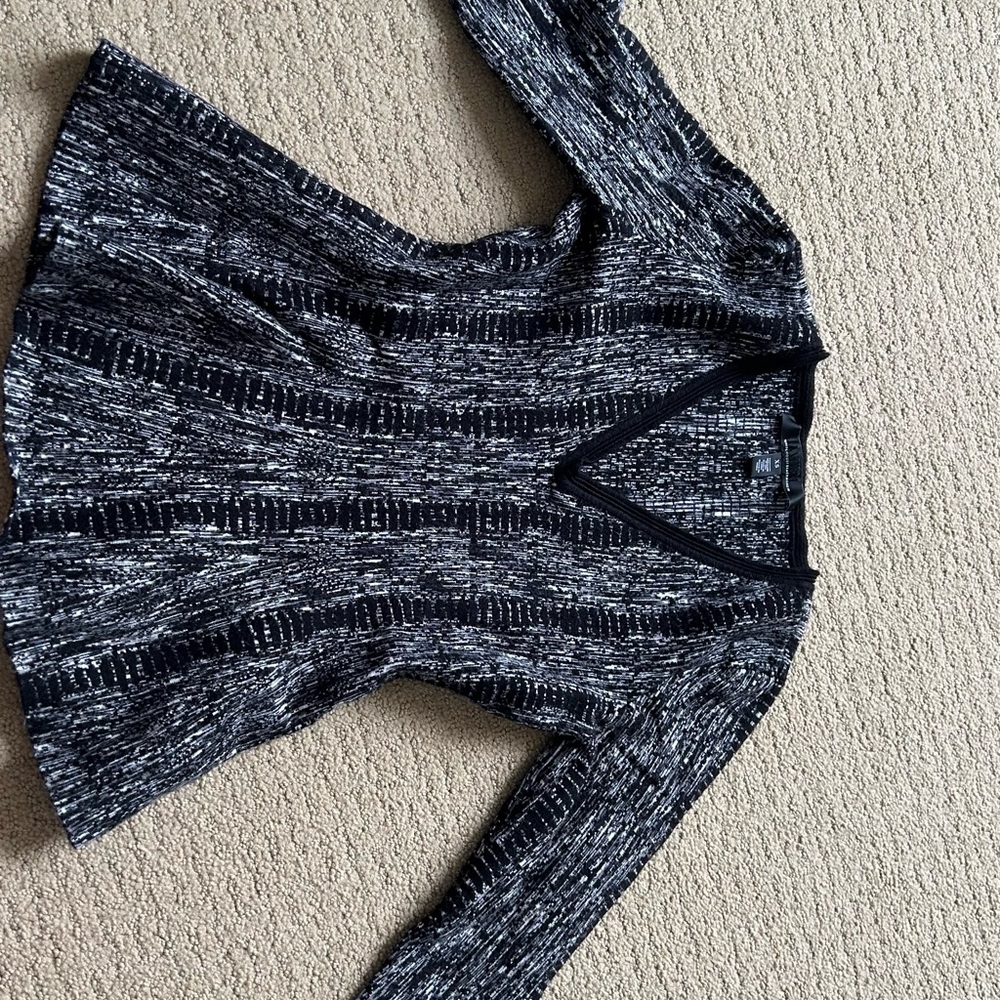 White House Black Market WHBM Black & White Marled V-Neck Sweater